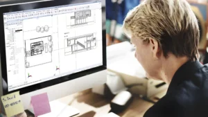 Personalizzare l’interfaccia di Allplan - Ragazza che lavora con Allplan